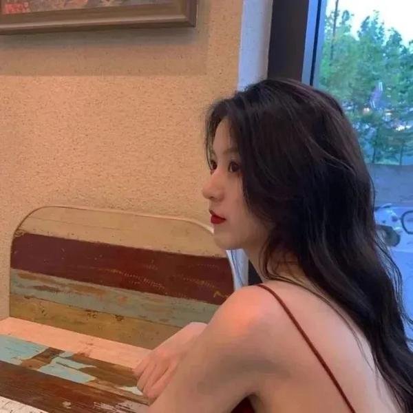 简妮